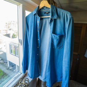 Uniqlo Casual Blue Button-down Shirt Men's Small